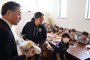 このまち思いえがお食堂8月